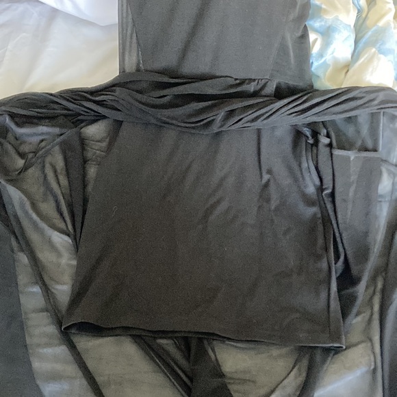 Divided black high low dress - Picture 7 of 8